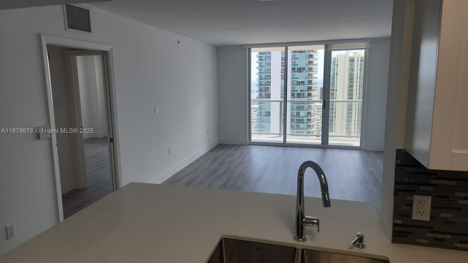1155 Brickell Bay Dr #2405, Miami FL 33131