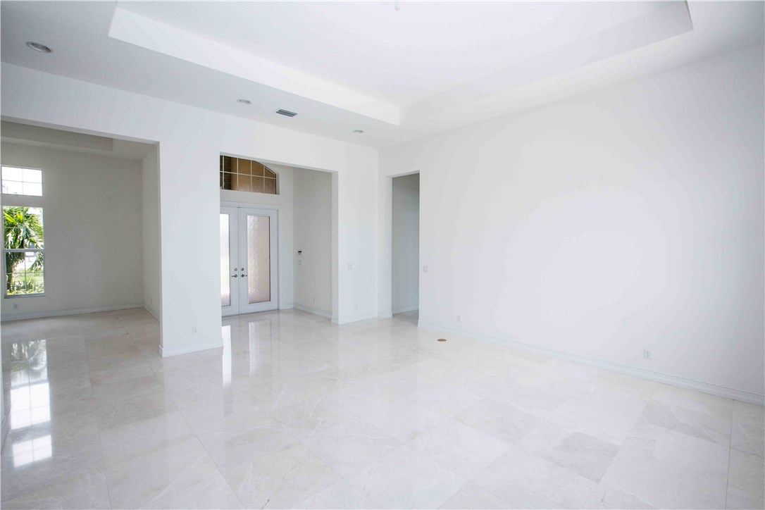 9349 Collins Ave #406, Surfside FL 33154
