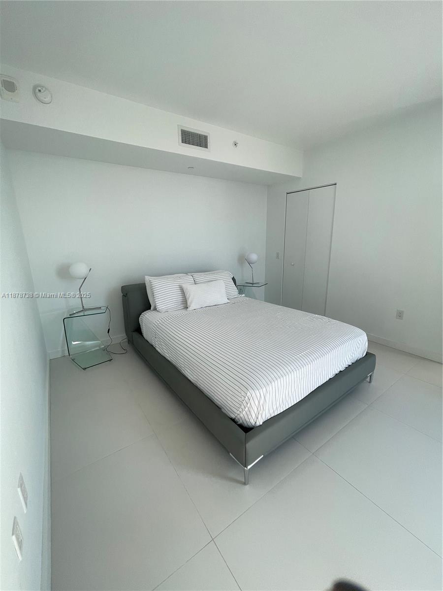 501 NE 31 #1709, Miami FL 33137