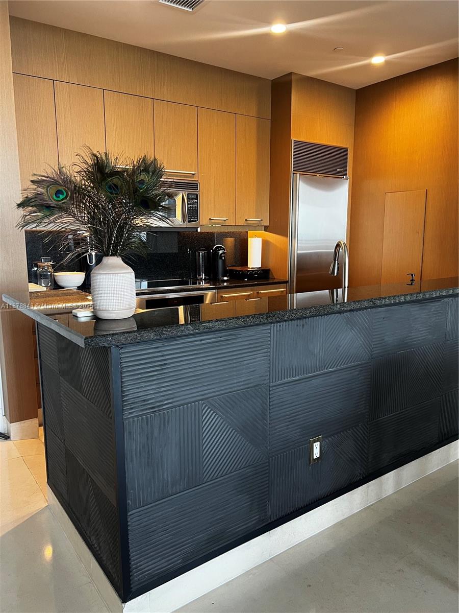 901 Brickell Key Blvd #3702, Miami FL 33131