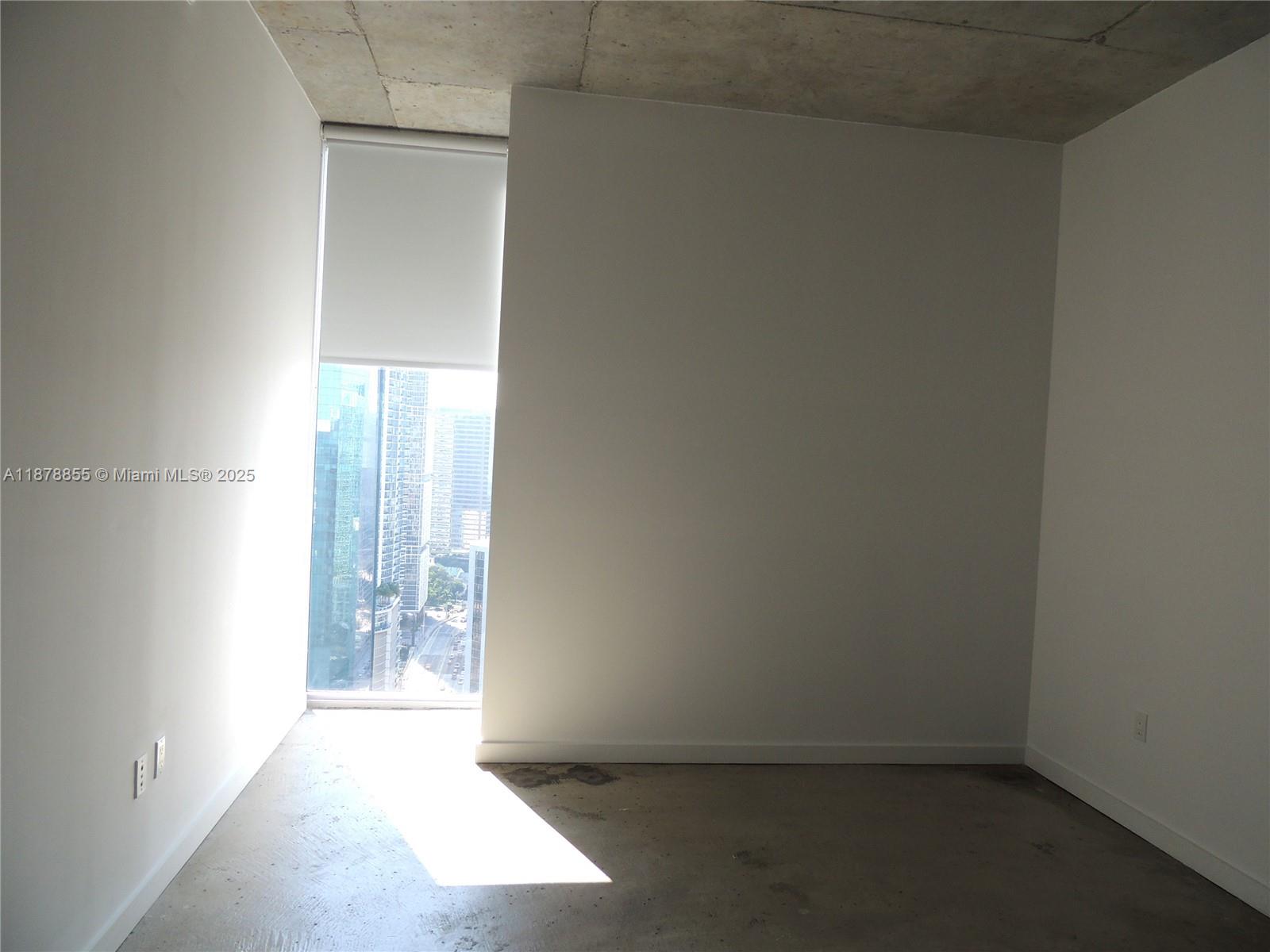 151 SE 1st St #3301, Miami FL 33131