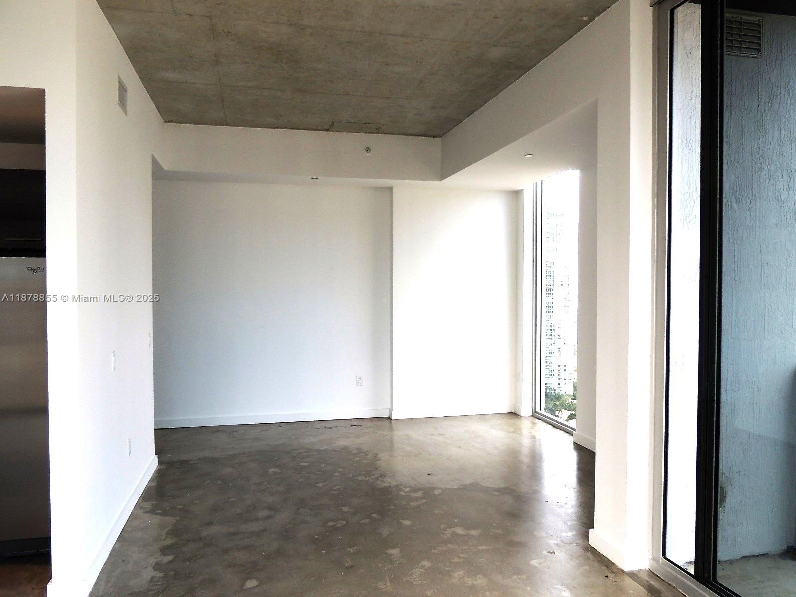 151 SE 1st St #3301, Miami FL 33131