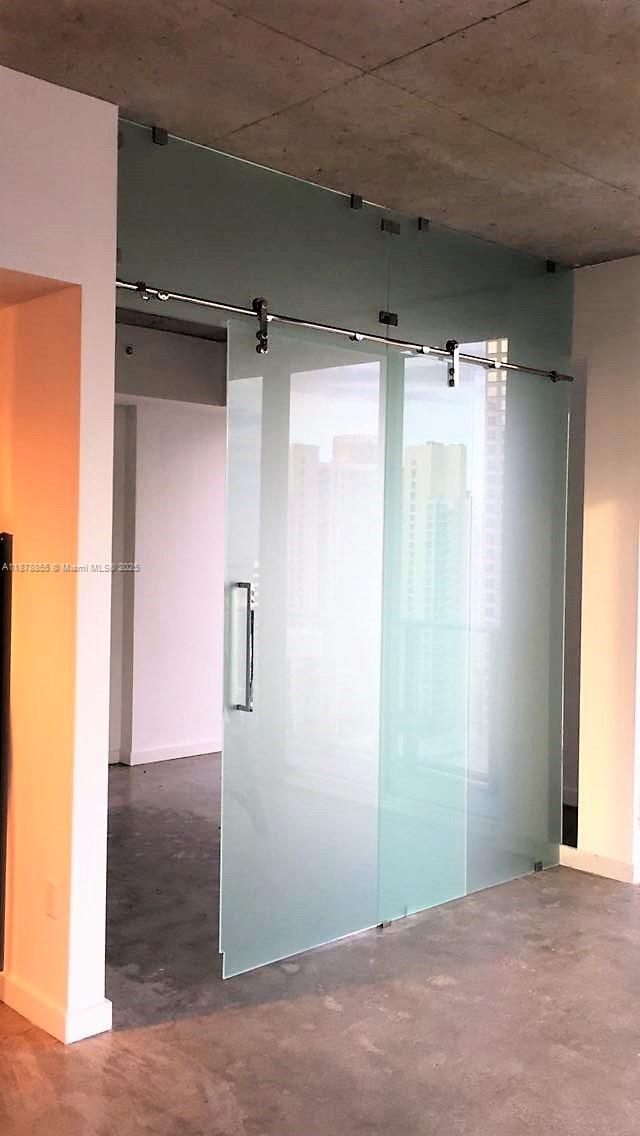 151 SE 1st St #3301, Miami FL 33131