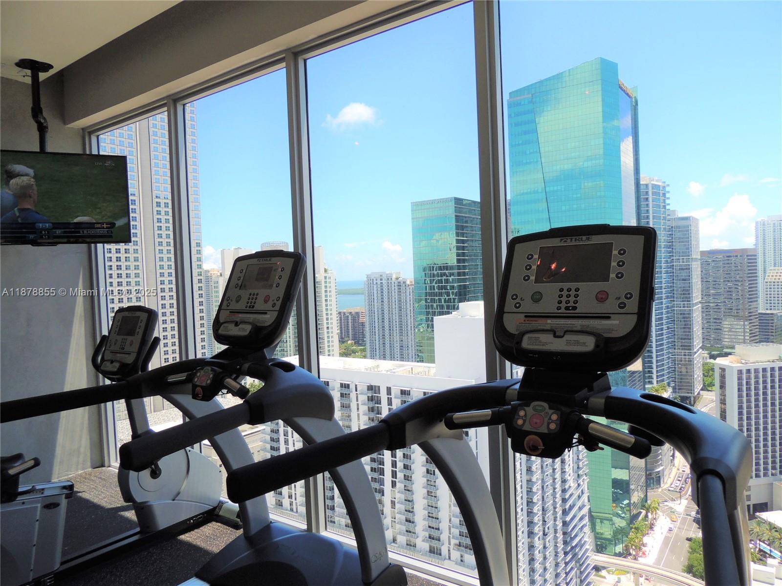 151 SE 1st St #3301, Miami FL 33131