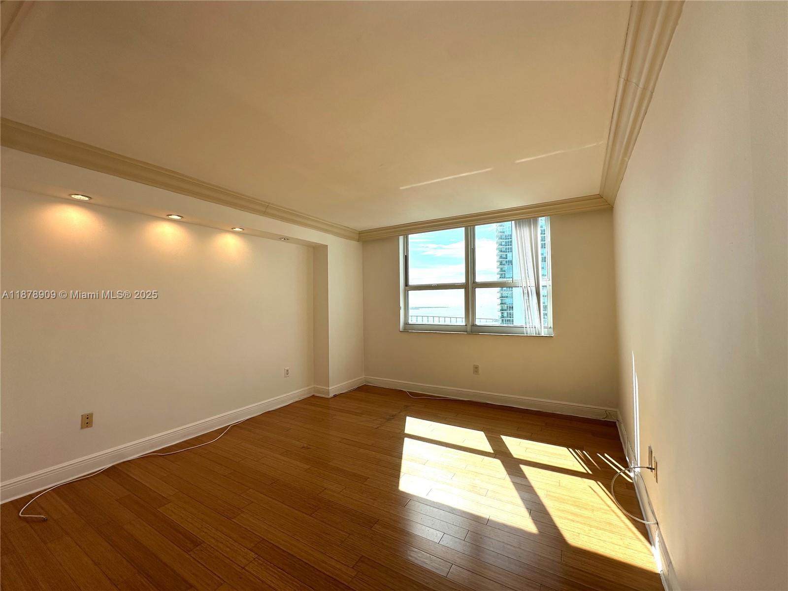 1155 Brickell Bay Dr #3303, Miami FL 33131