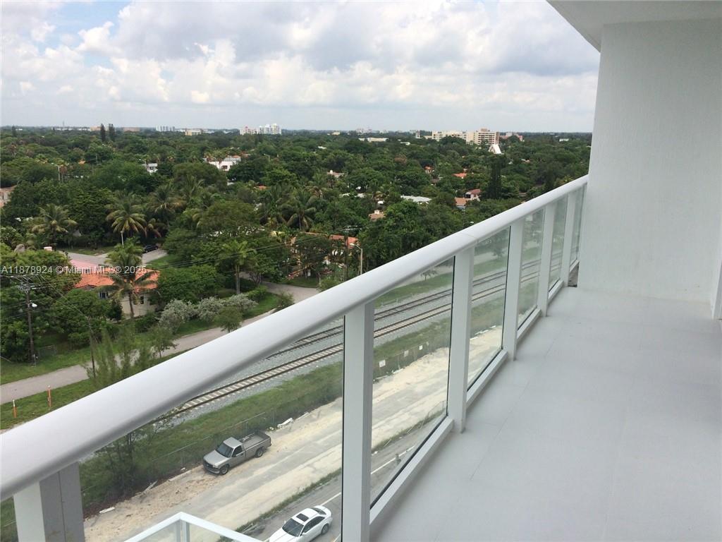 4250 Biscayne Blvd #915, Miami FL 33137