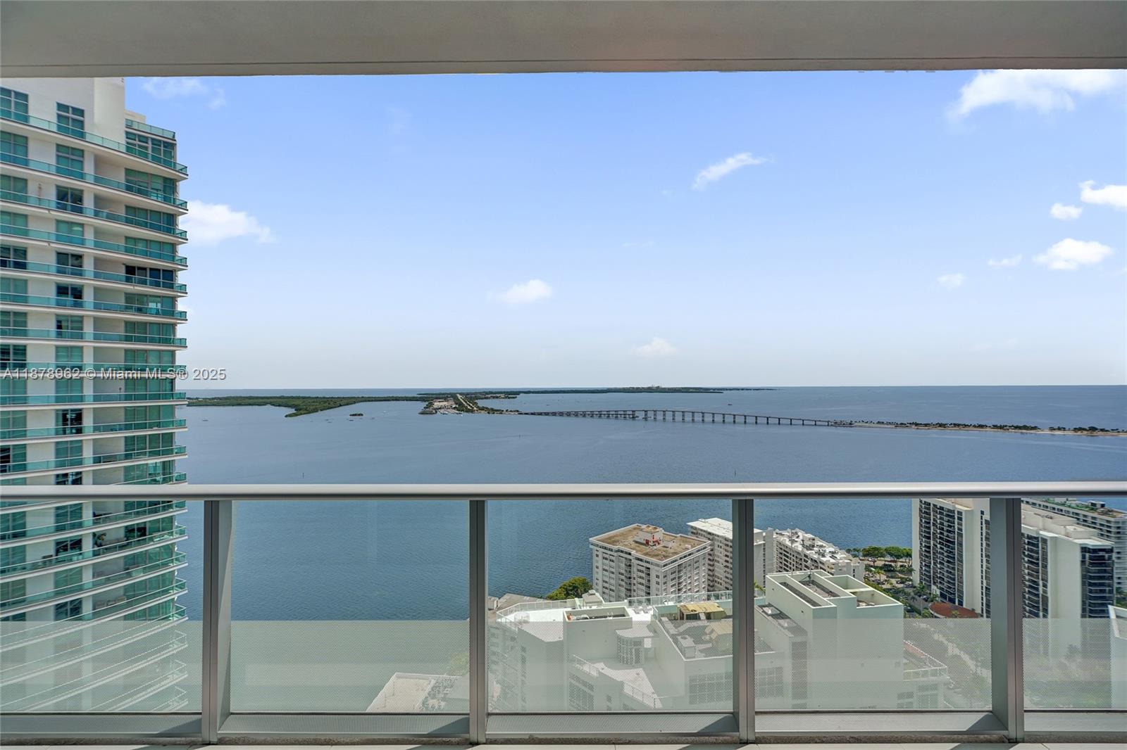 1300 Brickell Bay Dr #3902, Miami FL 33131