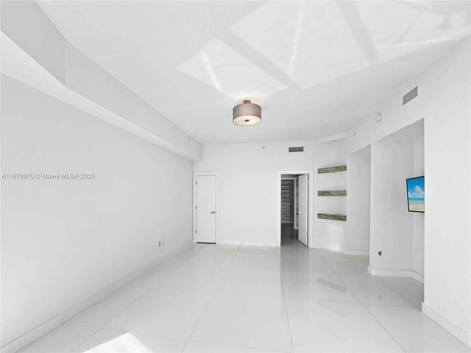 2020 N Bayshore Dr #3701, Miami FL 33137