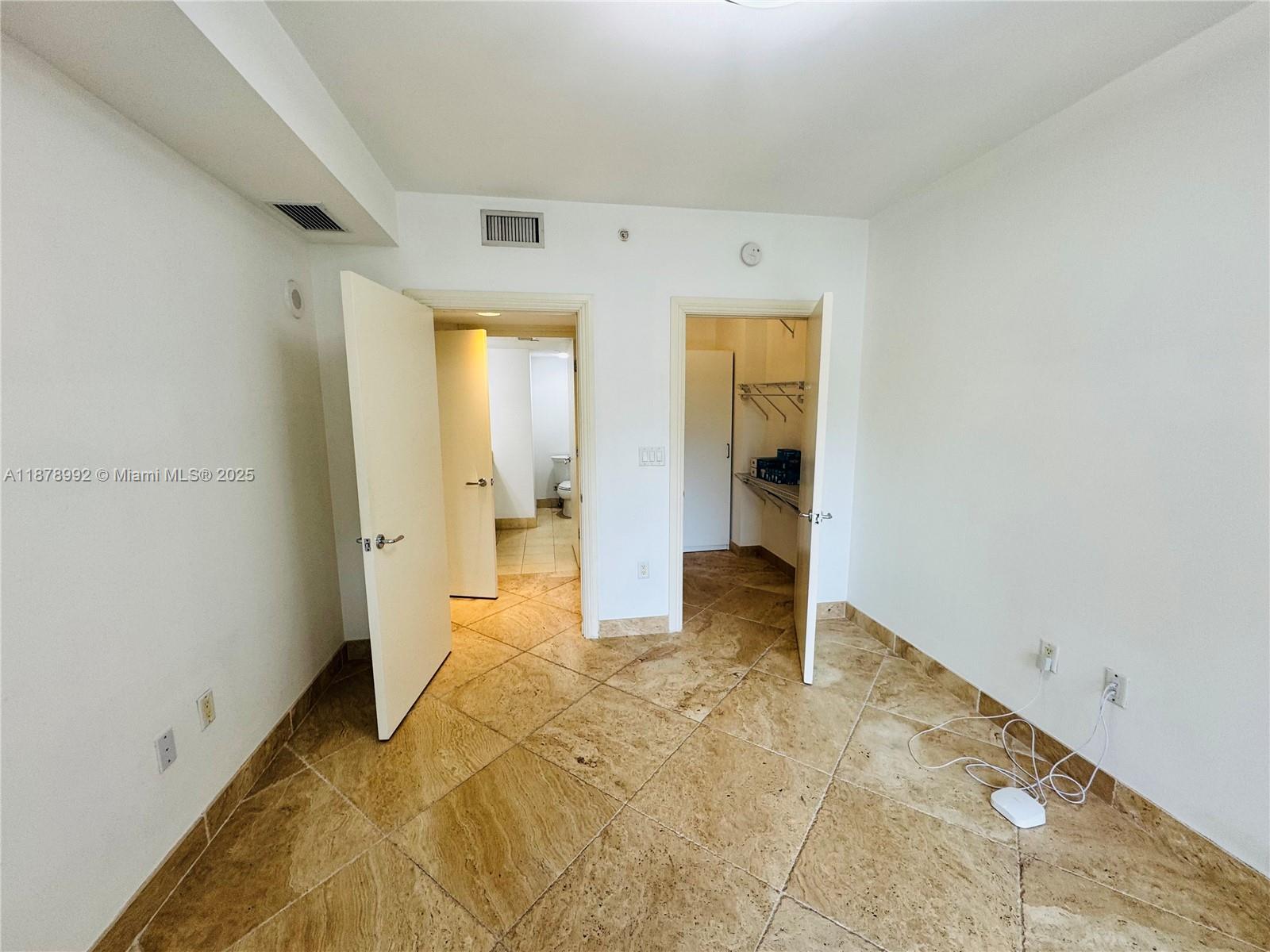 20000 E Country Club Dr #209, Aventura FL 33180