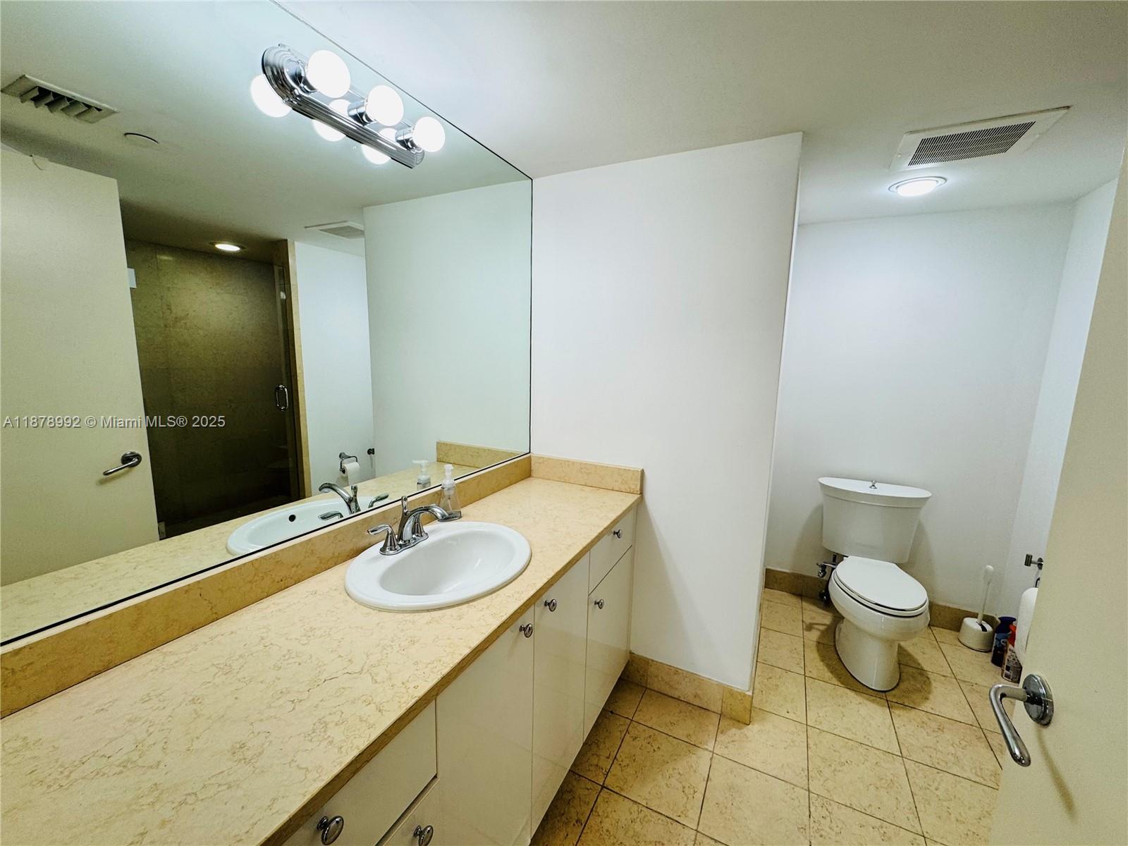 20000 E Country Club Dr #209, Aventura FL 33180