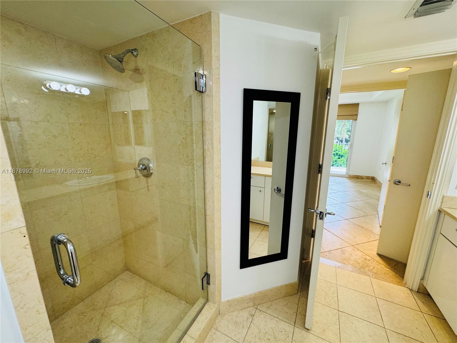 20000 E Country Club Dr #209, Aventura FL 33180