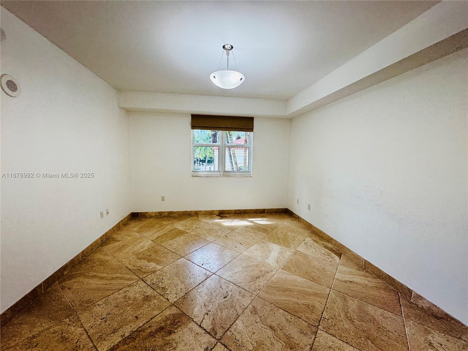 20000 E Country Club Dr #209, Aventura FL 33180