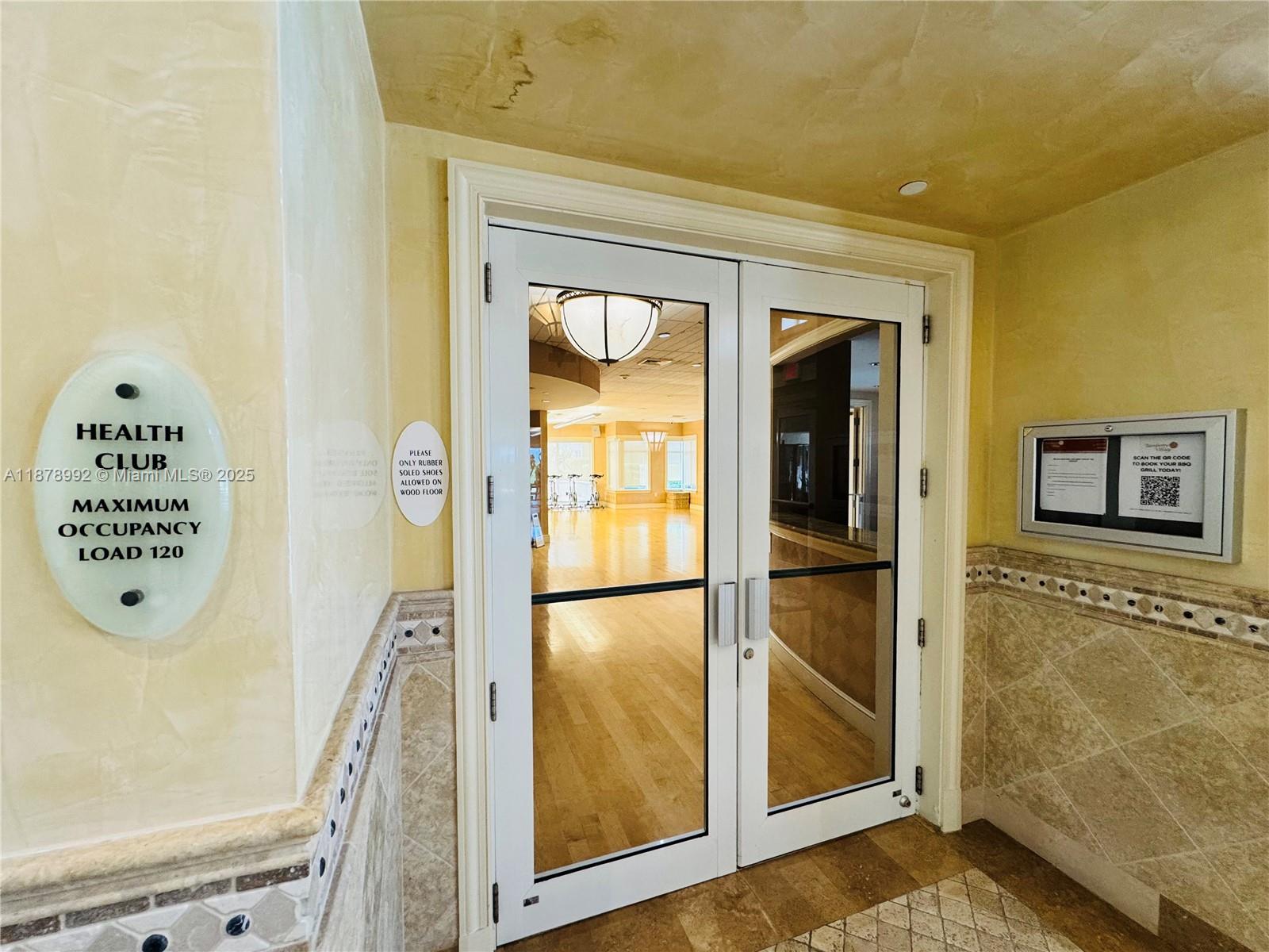 20000 E Country Club Dr #209, Aventura FL 33180