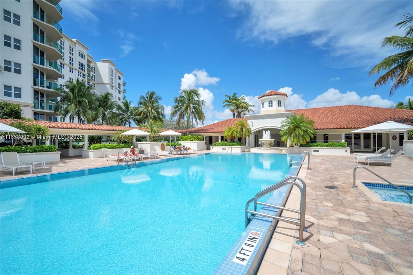 20000 E Country Club Dr #209, Aventura FL 33180
