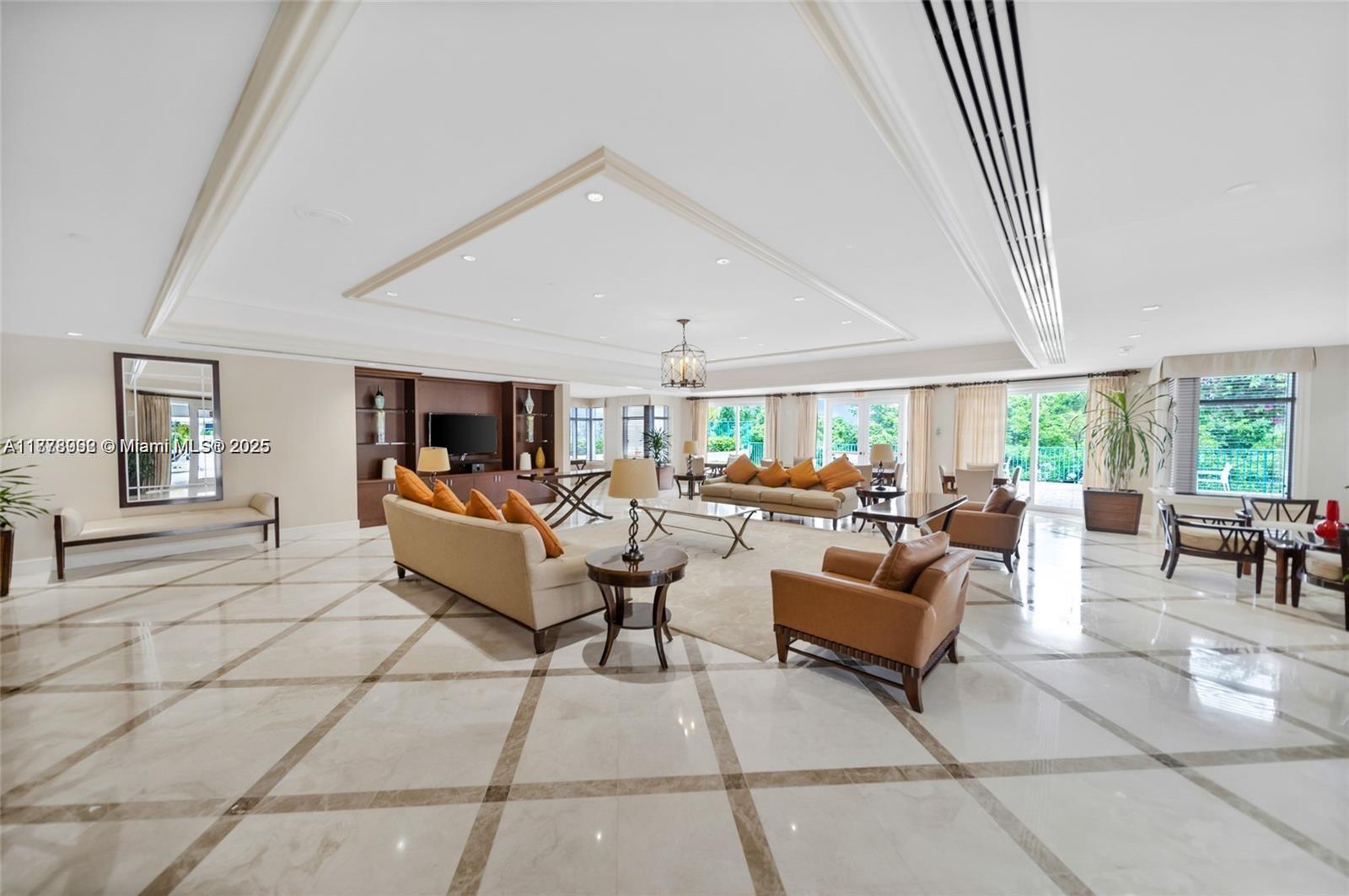 20000 E Country Club Dr #209, Aventura FL 33180