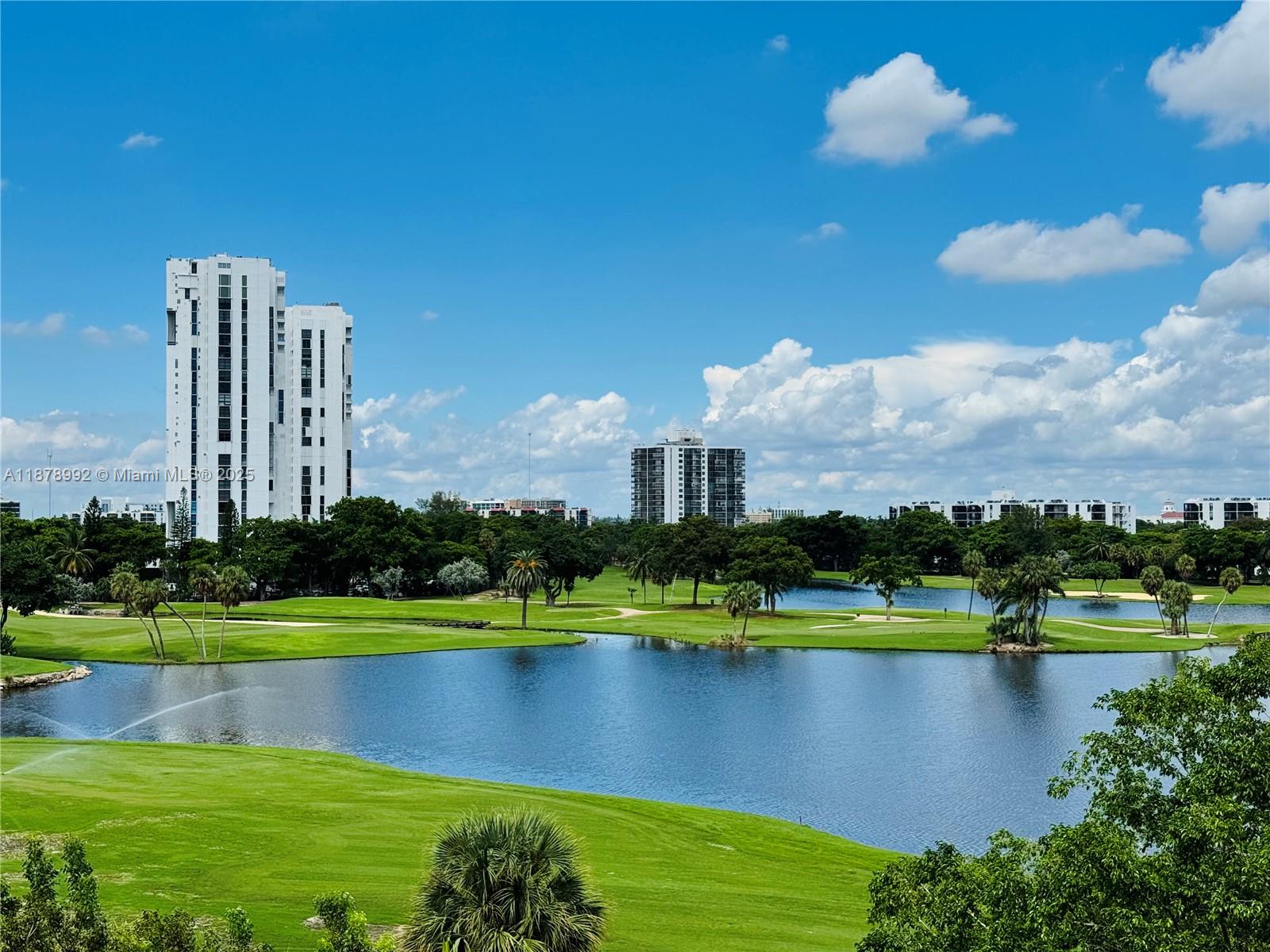20000 E Country Club Dr #209, Aventura FL 33180