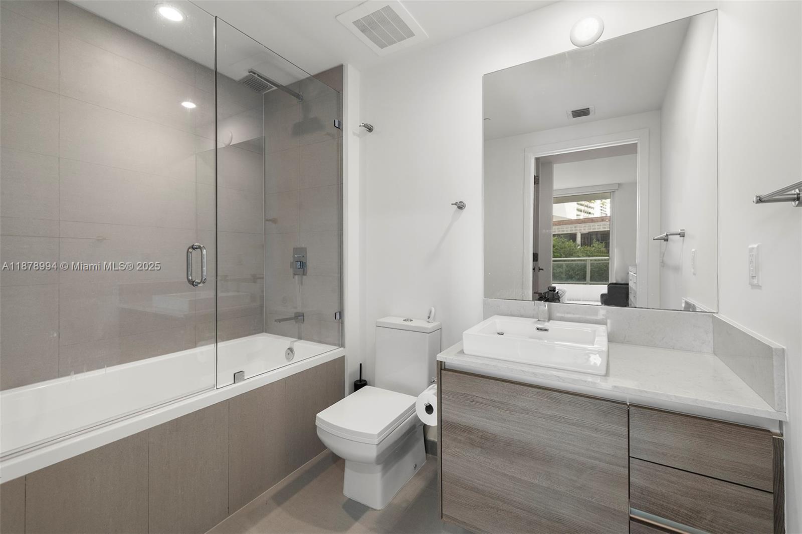 1080 Brickell Ave #209, Miami FL 33131