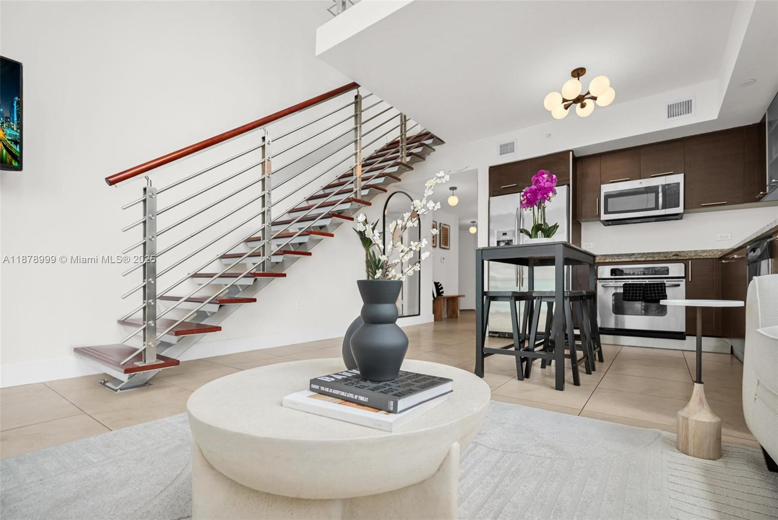 41 SE 5th St #517, Miami FL 33131