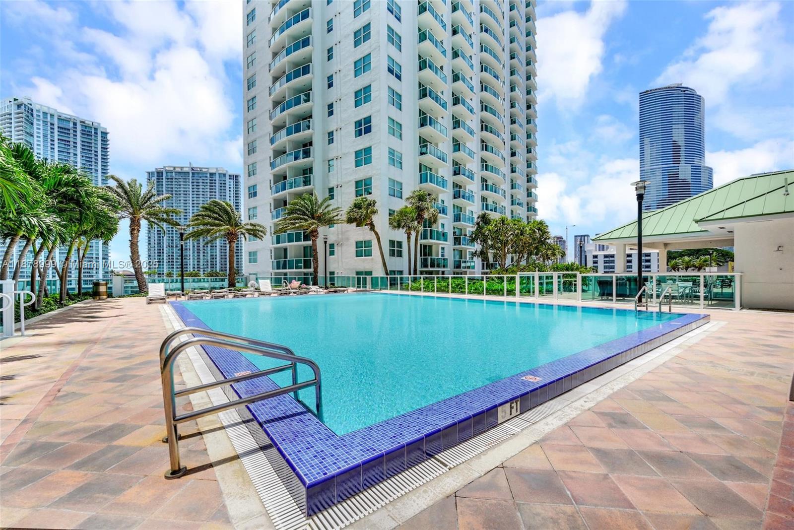 41 SE 5th St #517, Miami FL 33131