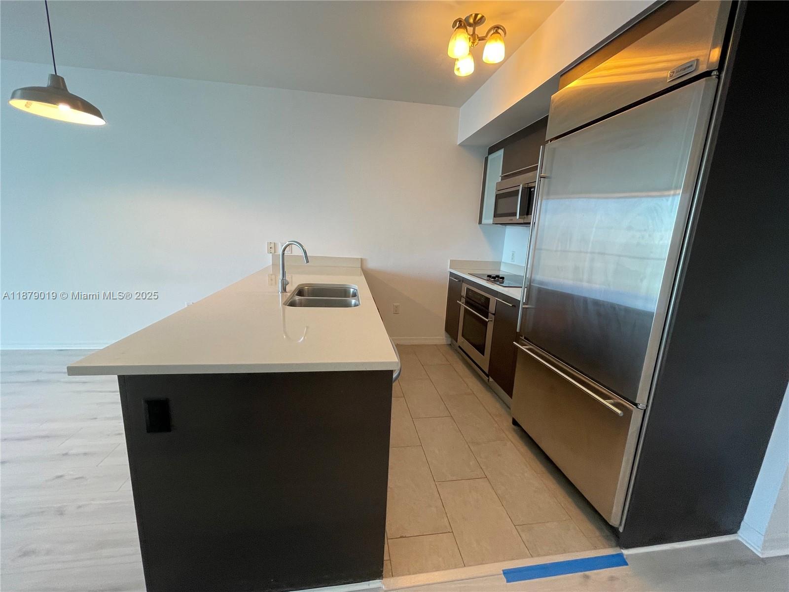 55 SE 6th St #3104, Miami FL 33131