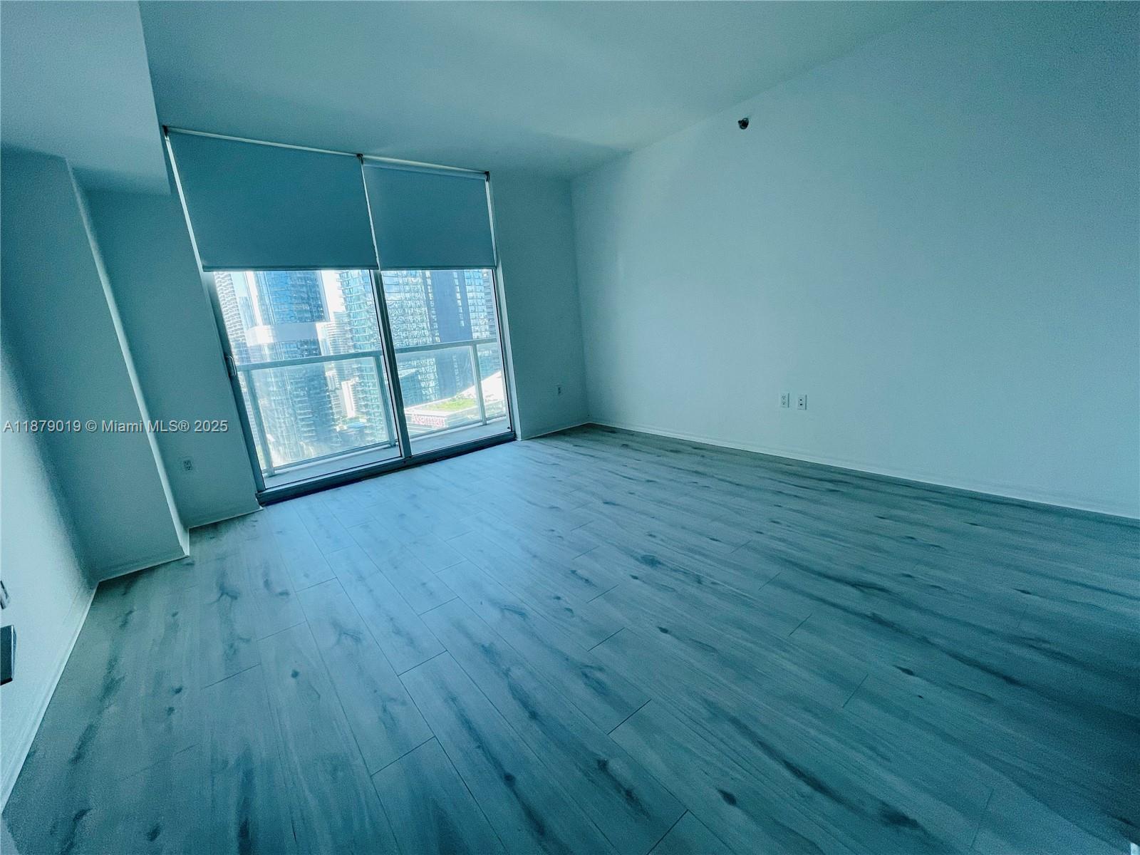 55 SE 6th St #3104, Miami FL 33131