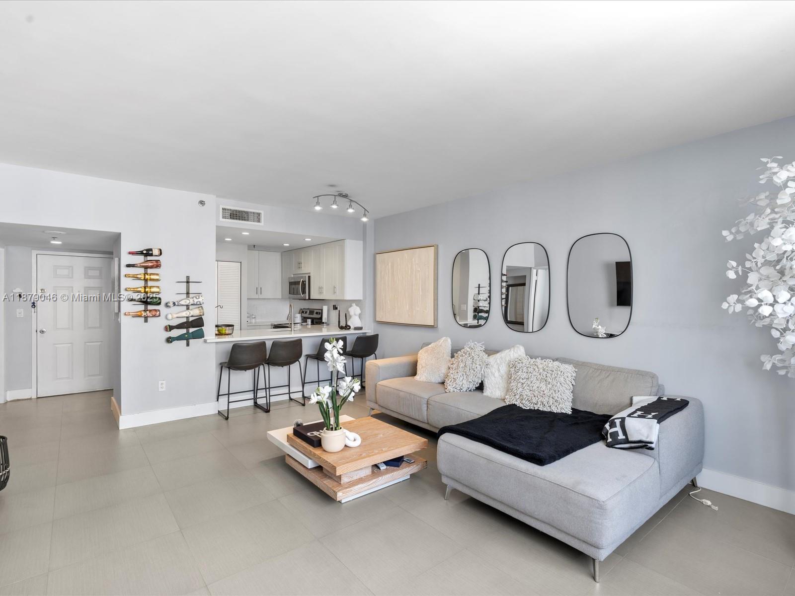 540 Brickell Key Dr #1702, Miami FL 33131