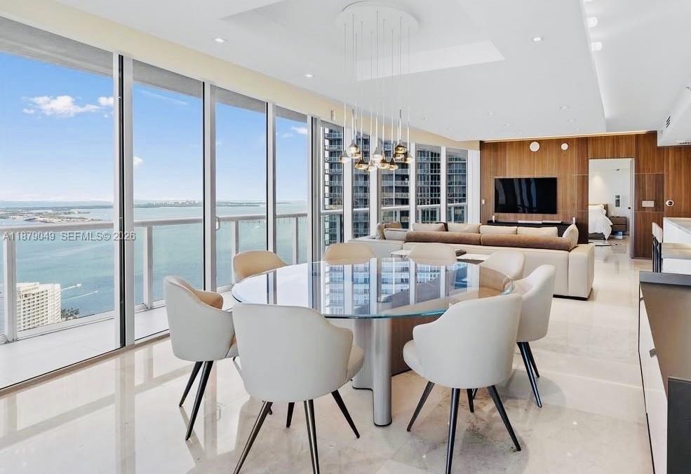 465 Brickell Ave #4801, Miami FL 33131