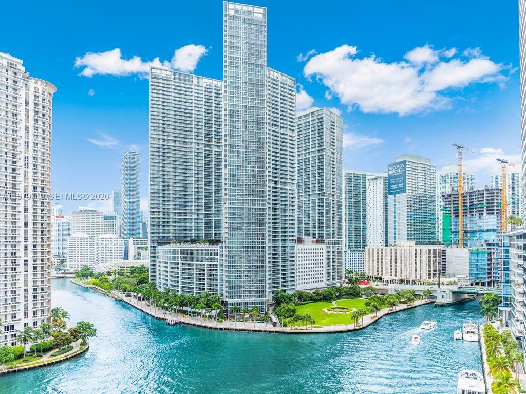 465 Brickell Ave #4801, Miami FL 33131