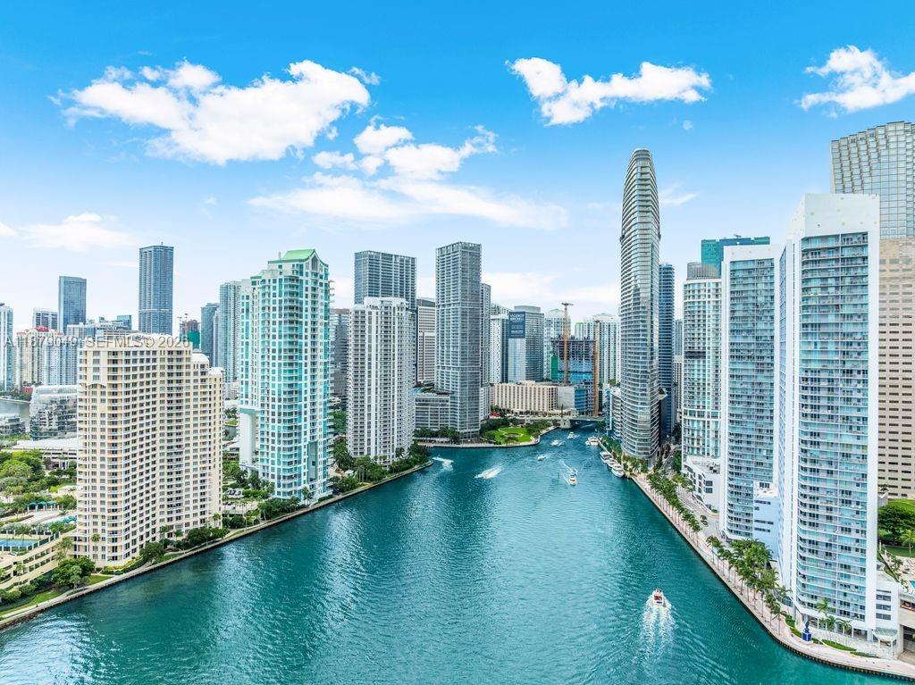 465 Brickell Ave #4801, Miami FL 33131
