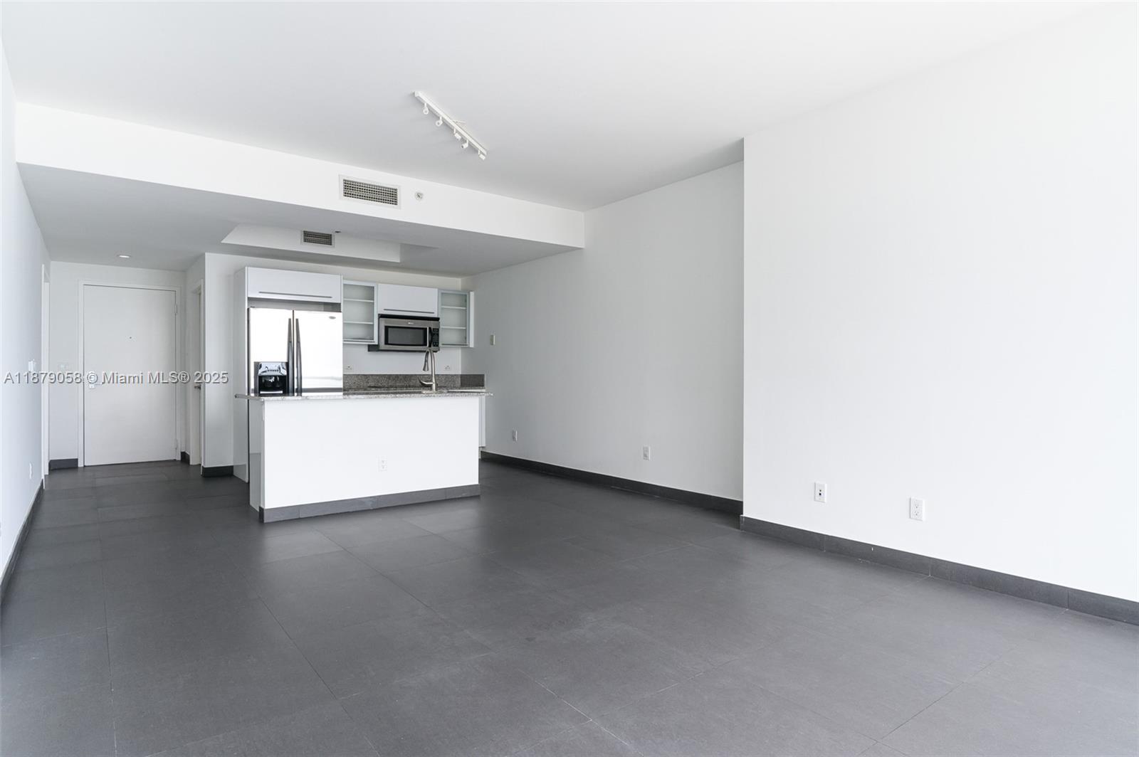 888 Biscayne Blvd #3406, Miami FL 33132
