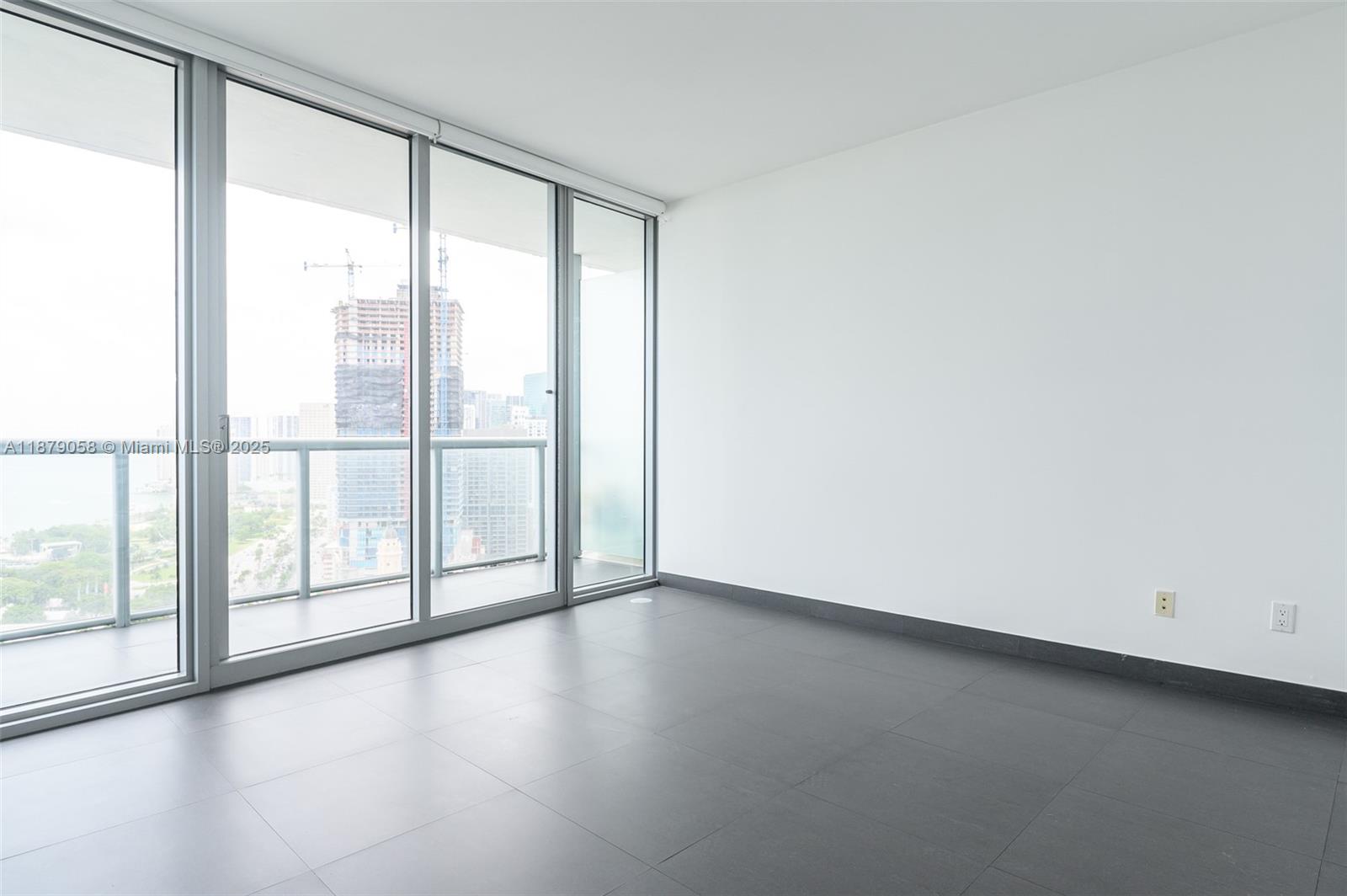 888 Biscayne Blvd #3406, Miami FL 33132