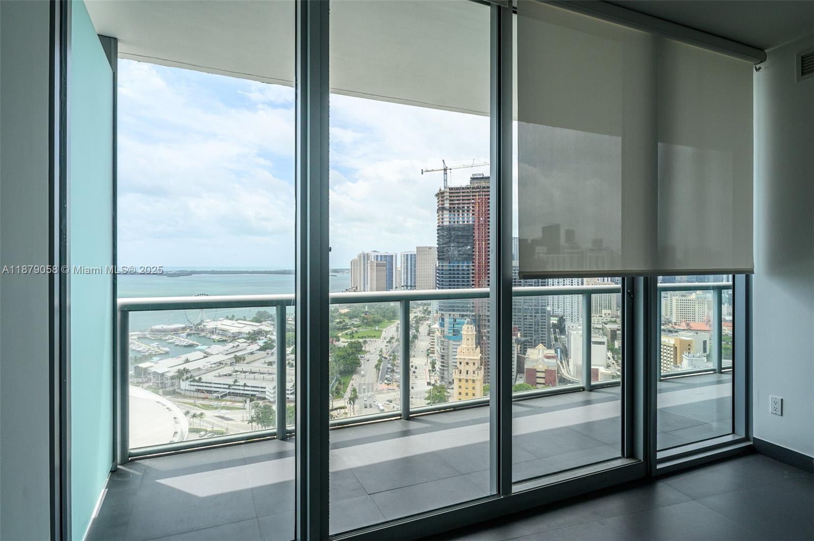 888 Biscayne Blvd #3406, Miami FL 33132