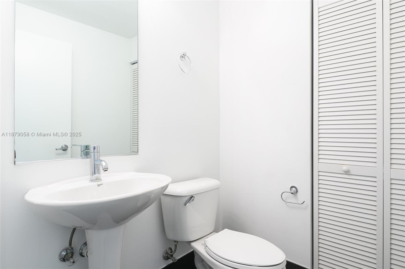 888 Biscayne Blvd #3406, Miami FL 33132