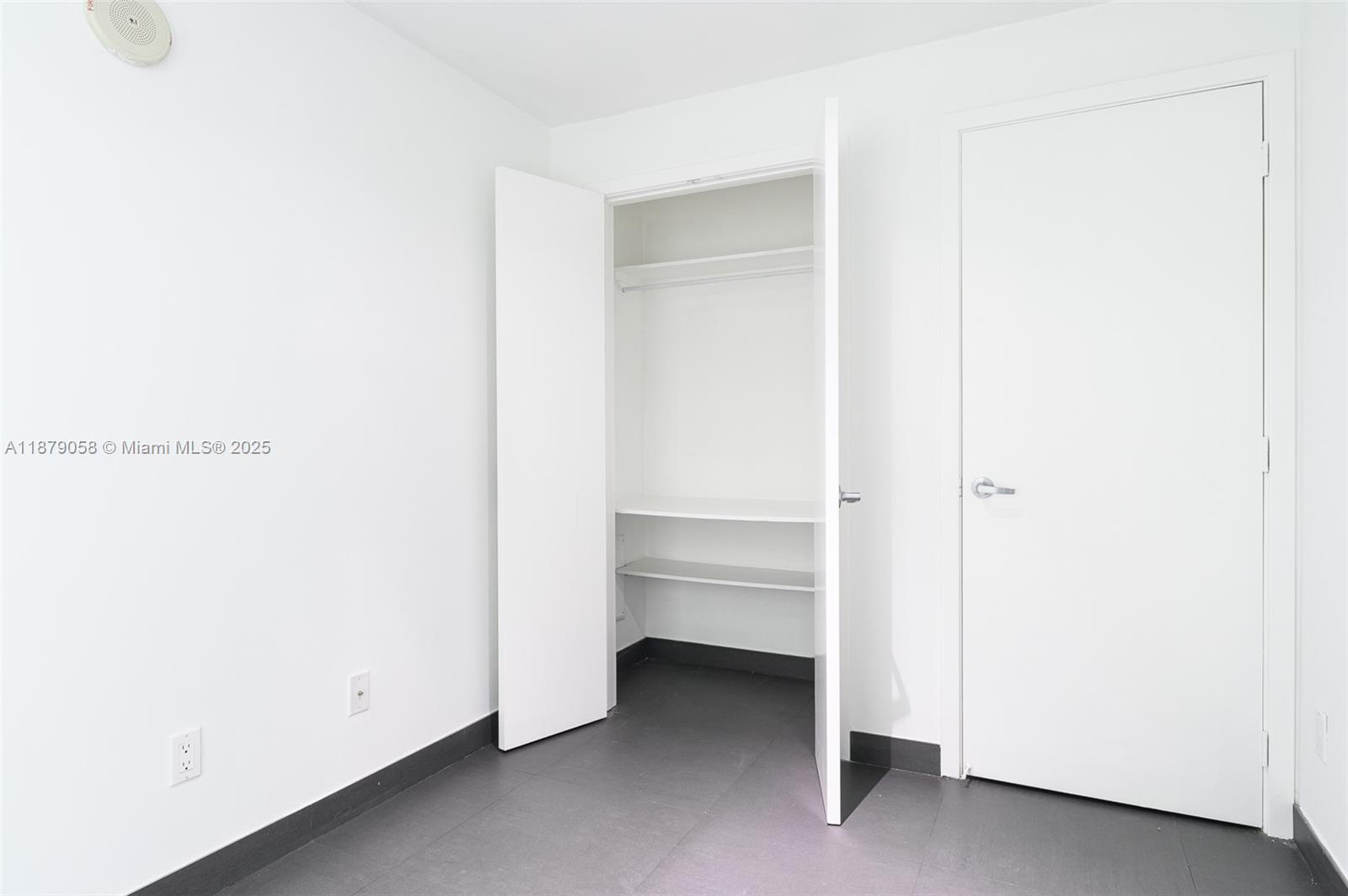888 Biscayne Blvd #3406, Miami FL 33132