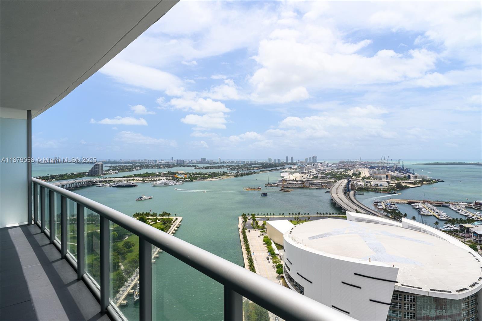 888 Biscayne Blvd #3406, Miami FL 33132