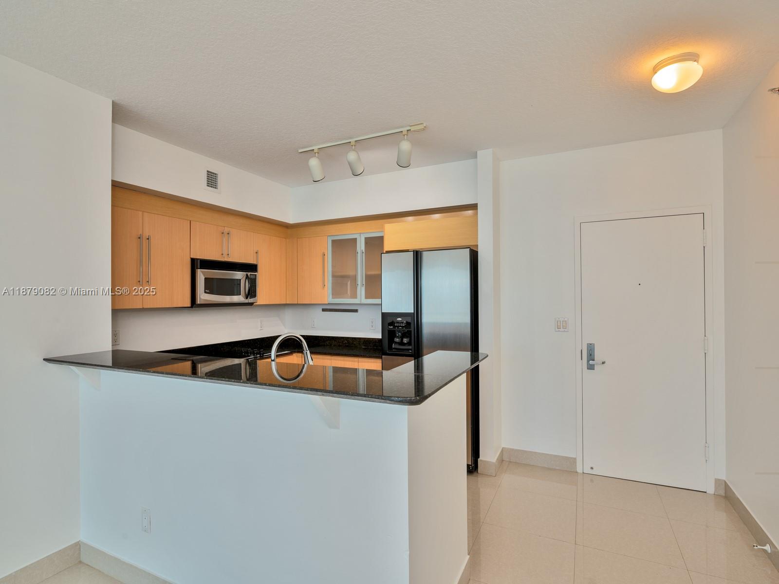 325 S Biscayne Blvd #2715, Miami FL 33131