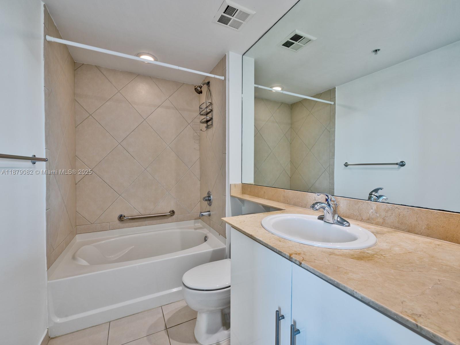 325 S Biscayne Blvd #2715, Miami FL 33131
