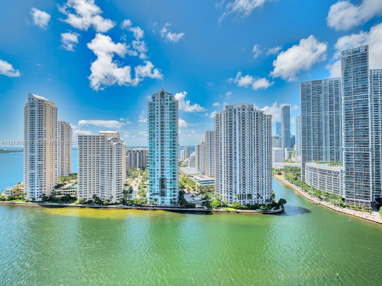 325 S Biscayne Blvd #2715, Miami FL 33131