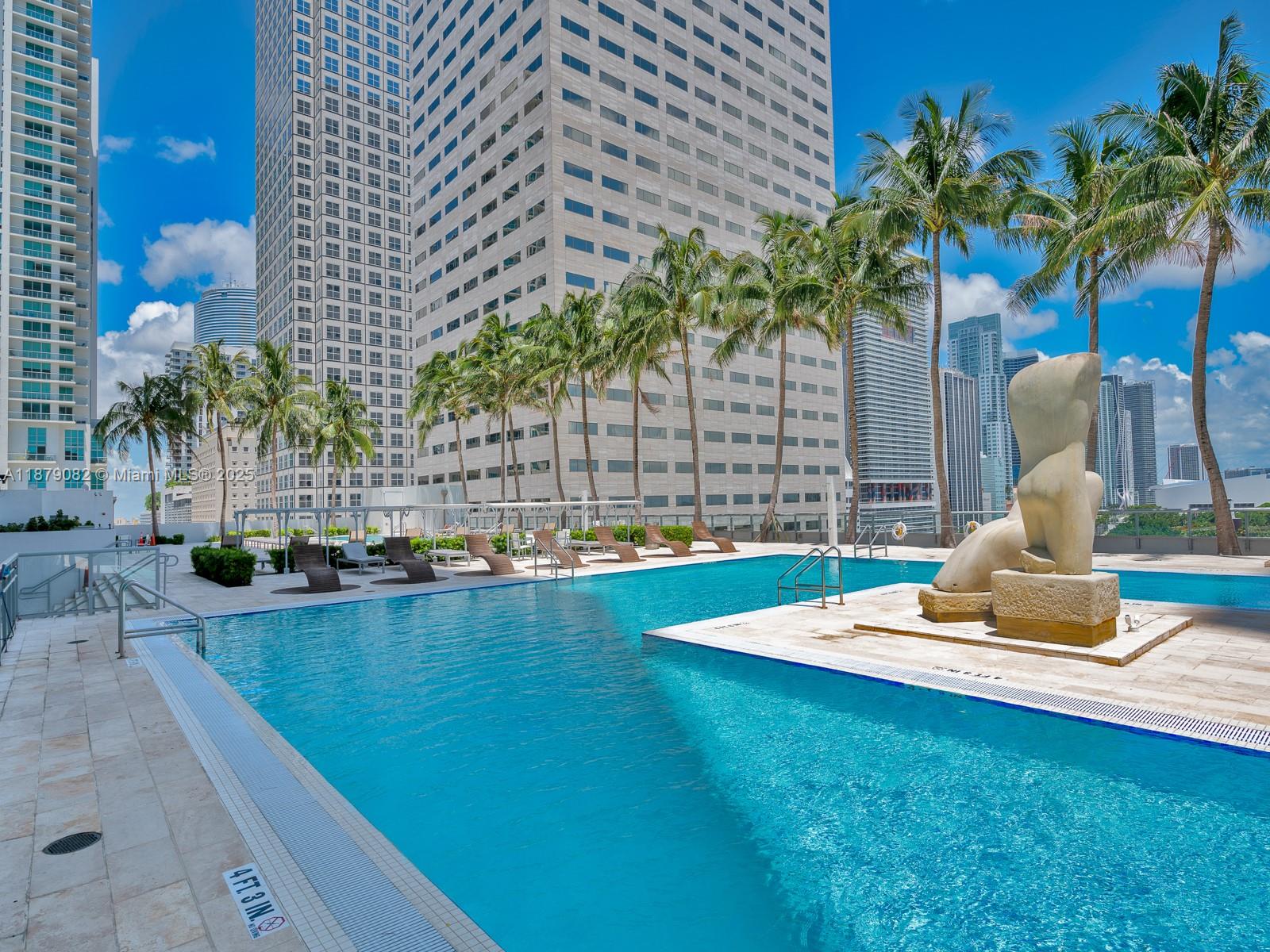 325 S Biscayne Blvd #2715, Miami FL 33131