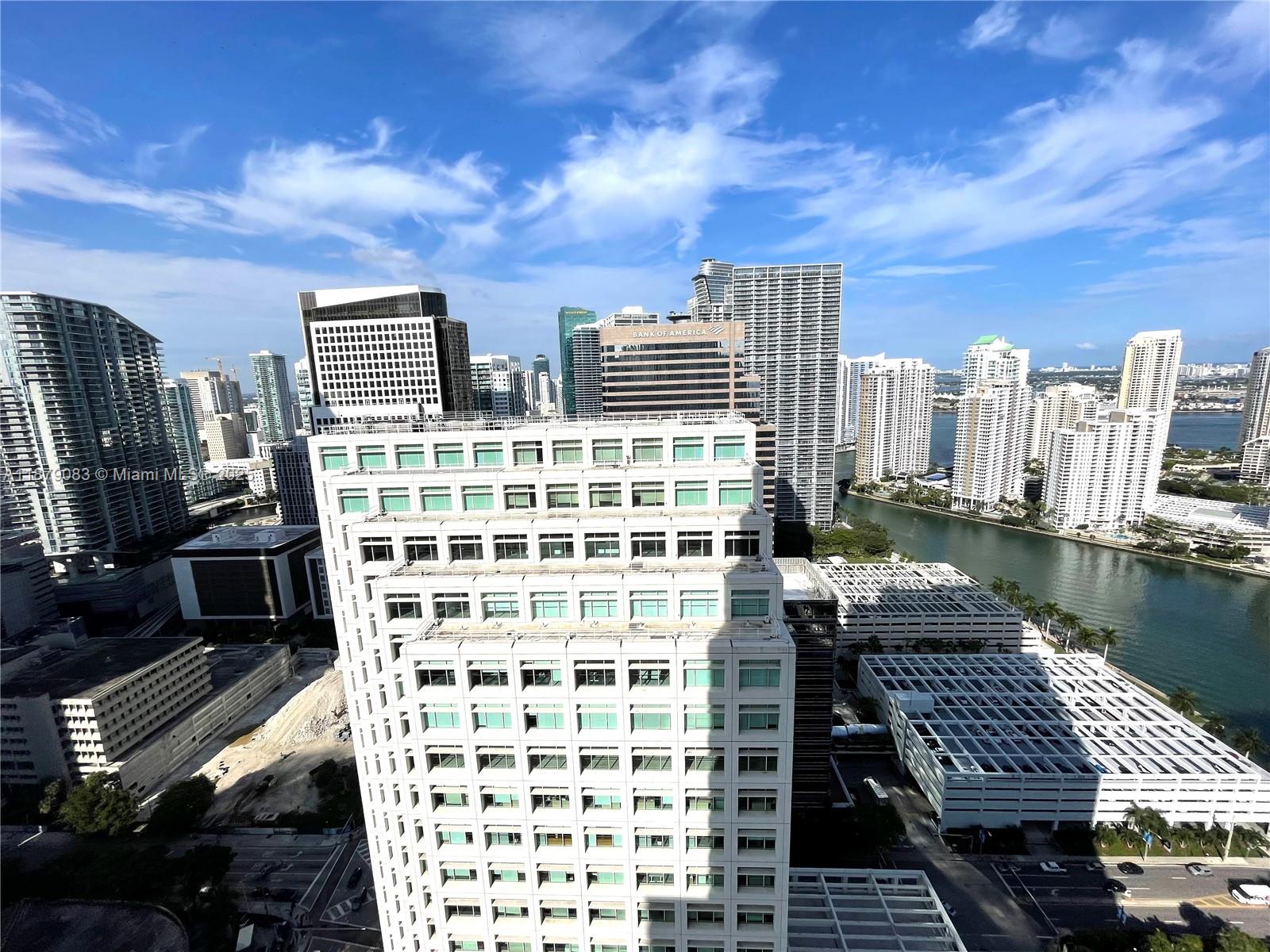 950 Brickell Bay Dr #3902, Miami FL 33131