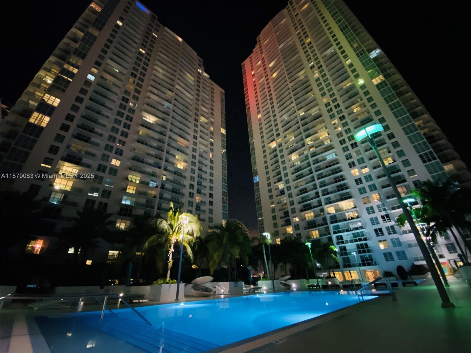 950 Brickell Bay Dr #3902, Miami FL 33131