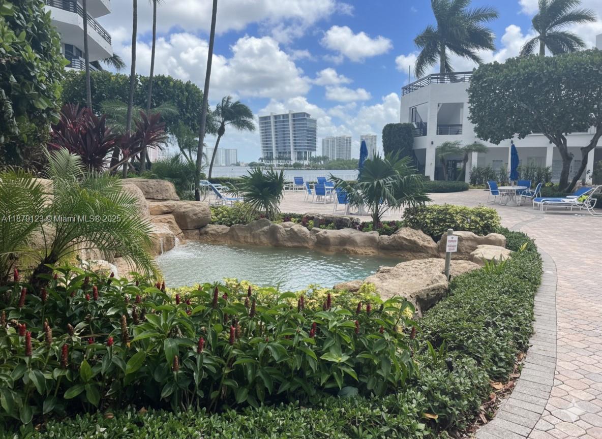 3600 Mystic Pointe Dr #604, Aventura FL 33180