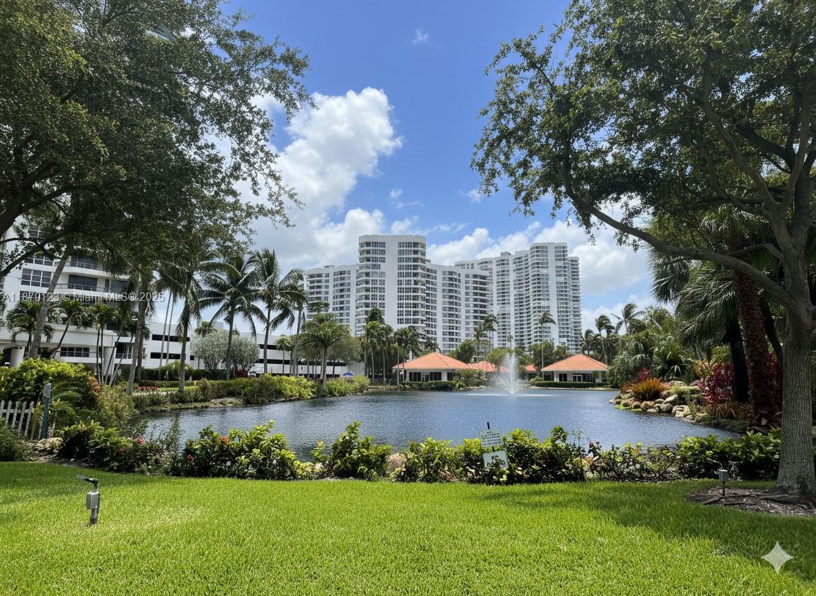 3600 Mystic Pointe Dr #604, Aventura FL 33180