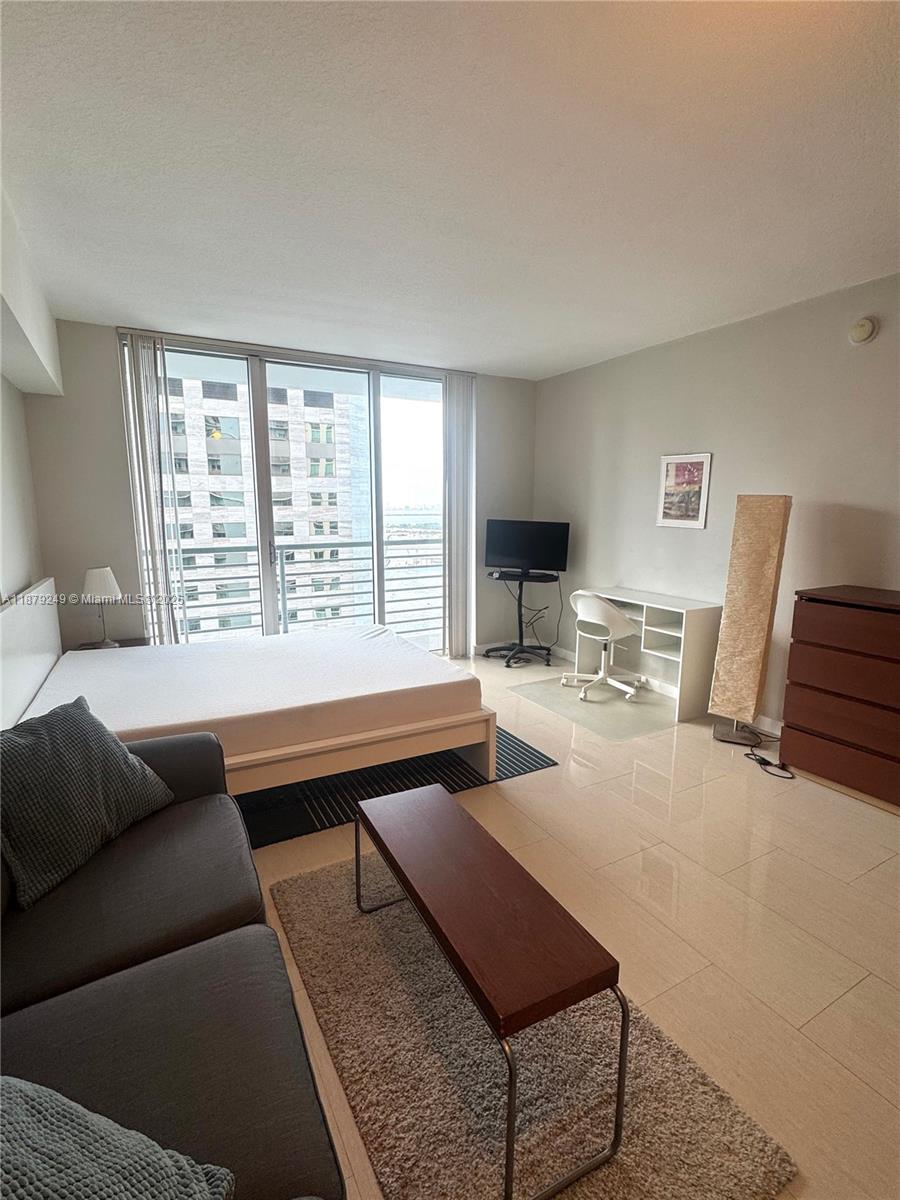 335 S Biscayne Blvd #3306, Miami FL 33131