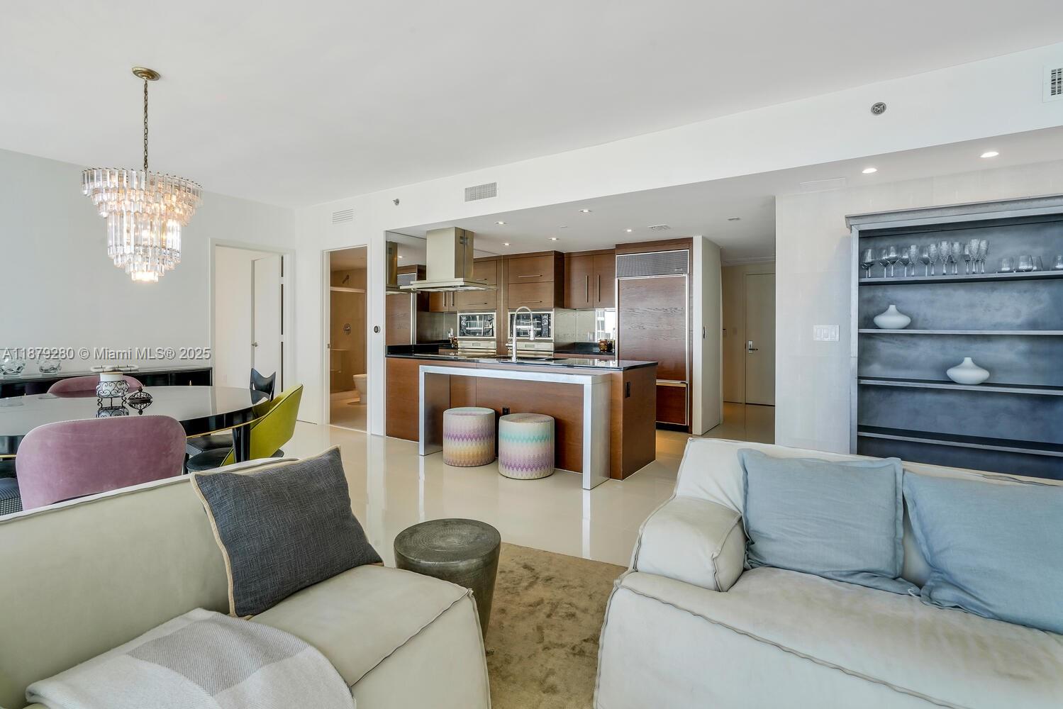 495 Brickell Ave #4204, Miami FL 33131
