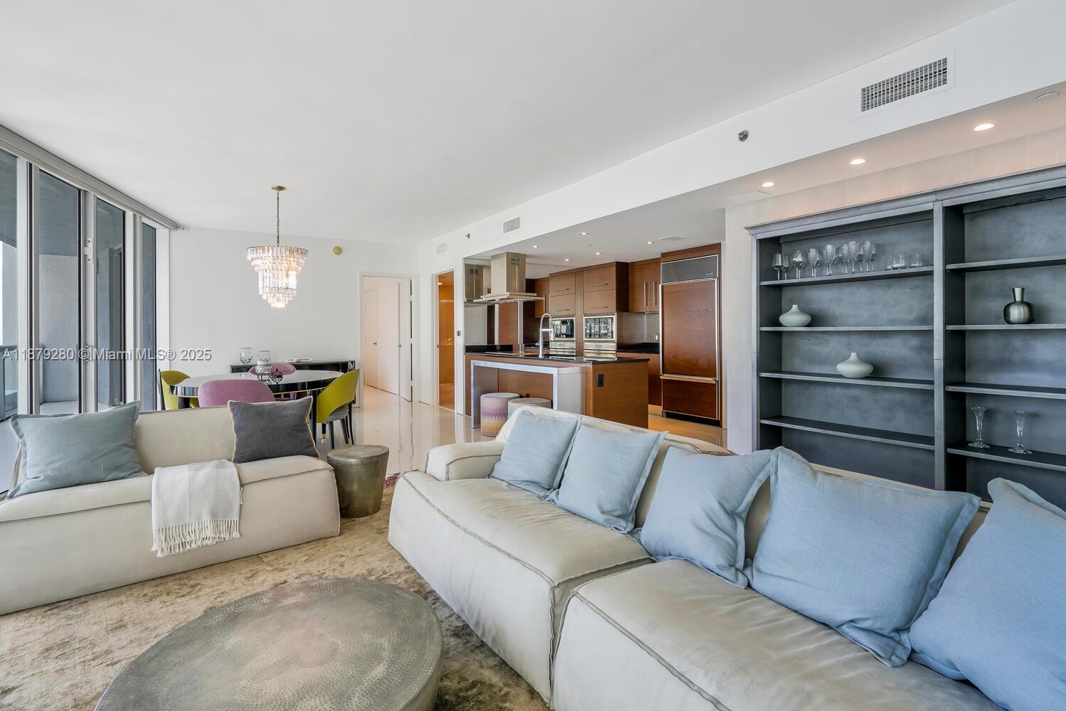 495 Brickell Ave #4204, Miami FL 33131