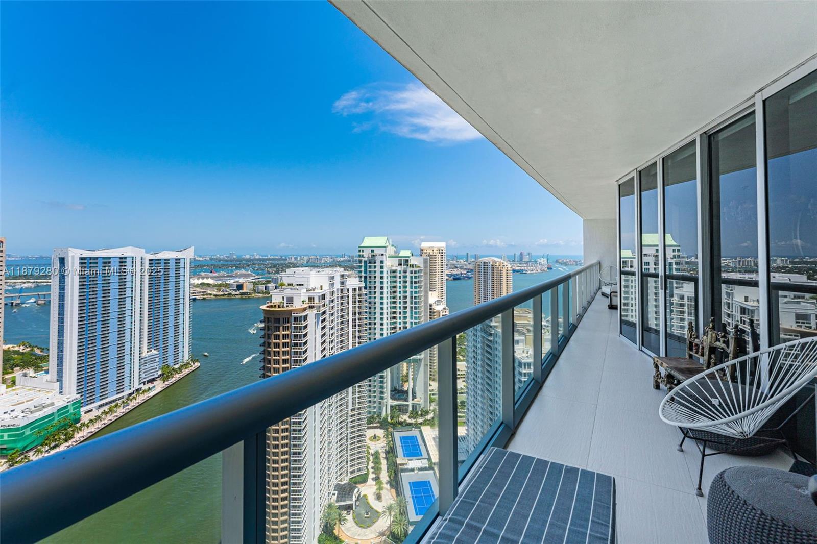 495 Brickell Ave #4204, Miami FL 33131