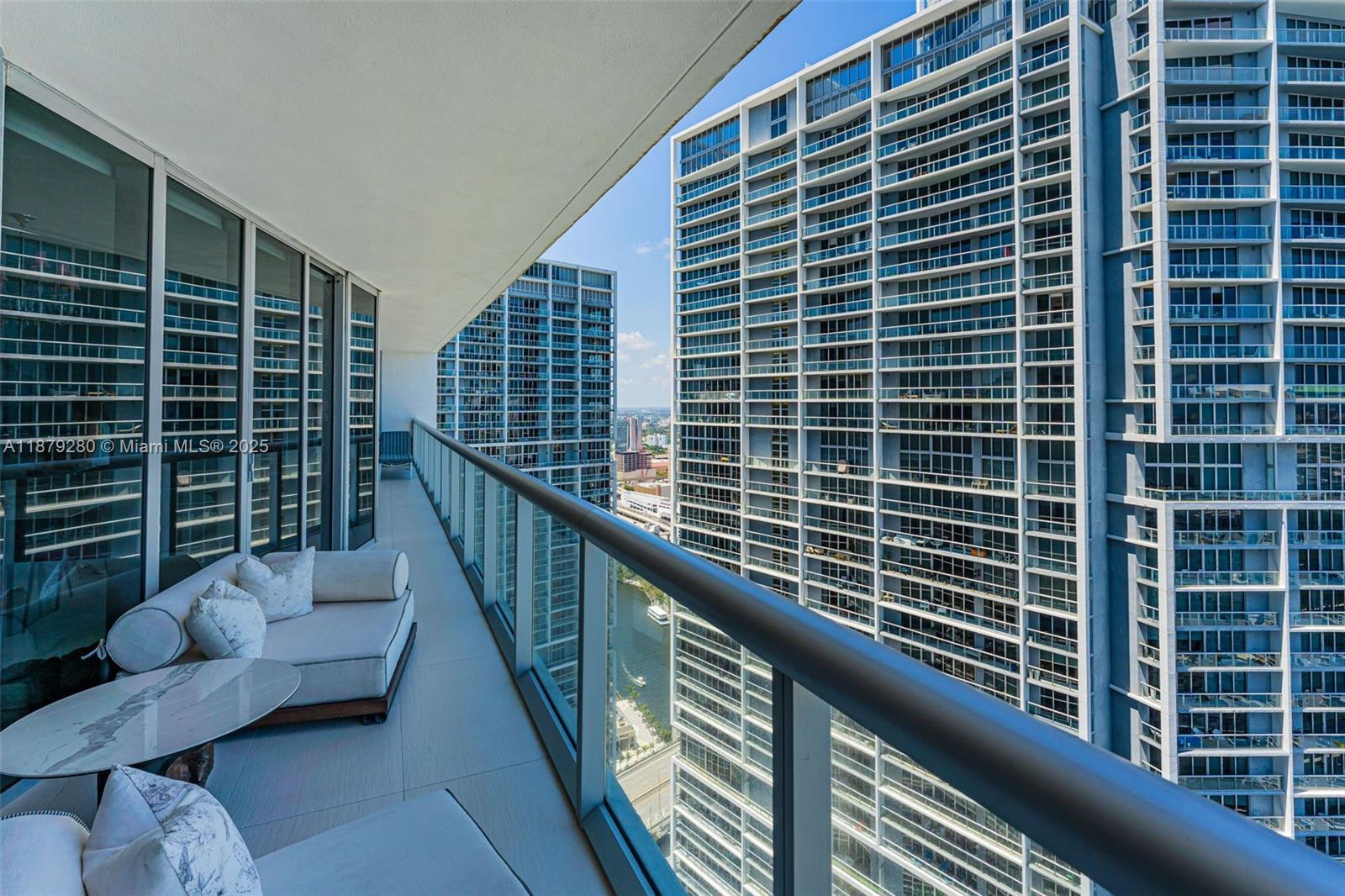 495 Brickell Ave #4204, Miami FL 33131