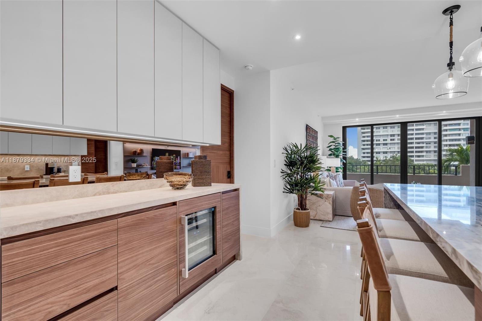 251 Crandon Blvd #327, Key Biscayne FL 33149