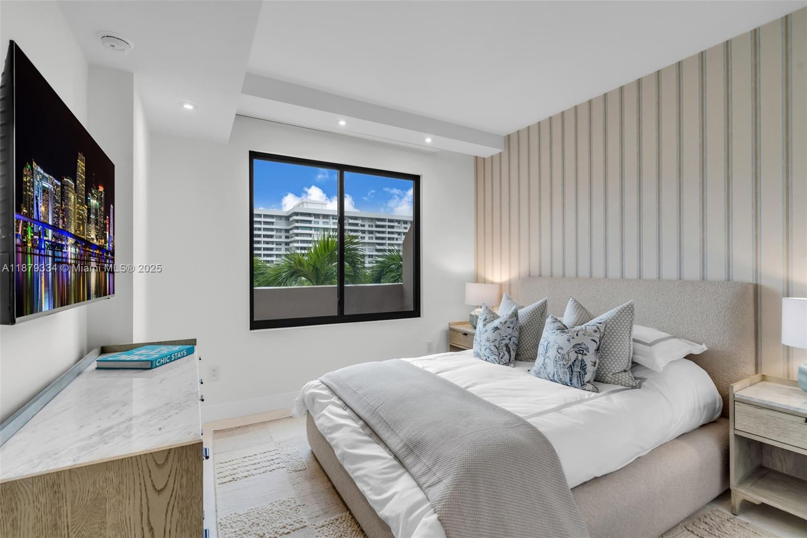 251 Crandon Blvd #327, Key Biscayne FL 33149
